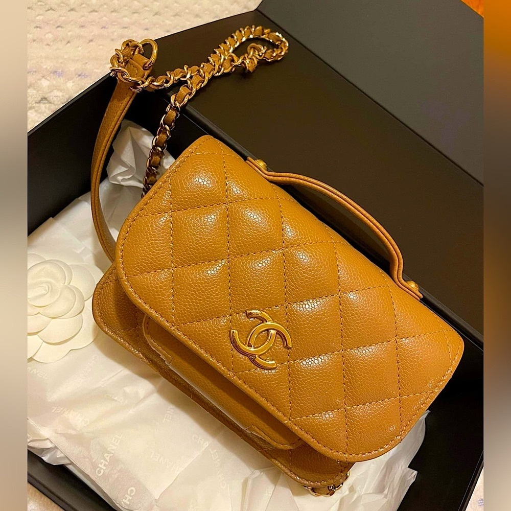 CHANEL Business Affinity Flap Bag Mini. Beige With Light Gold Hardware.